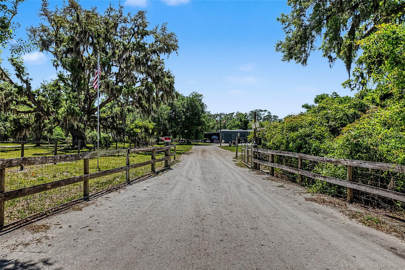 15750 Wilson, Sarasota, FL 34240