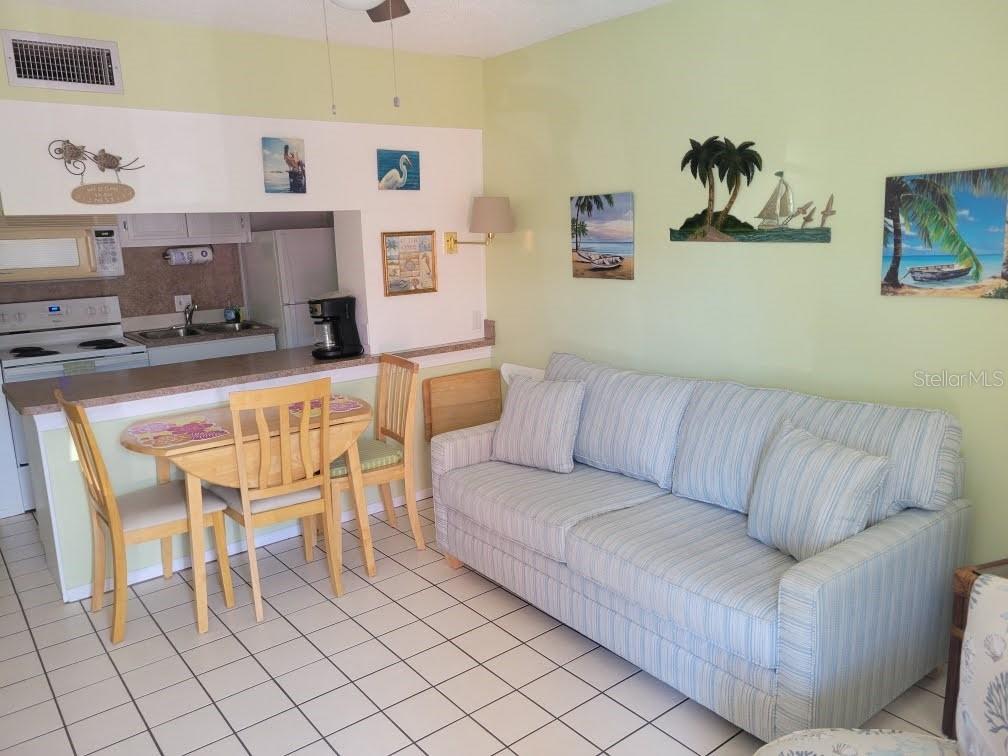 8567 Gulf Unit 3n, St Petersburg, FL 33706