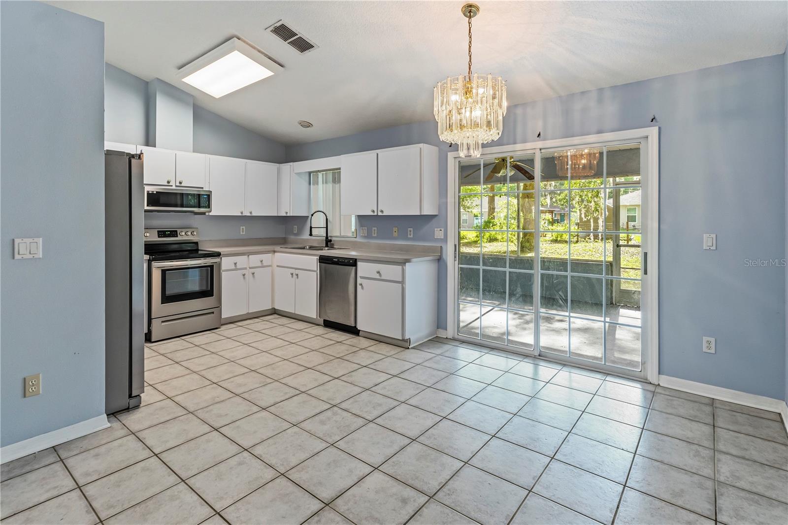 5542 60th, Ocala, FL 34482