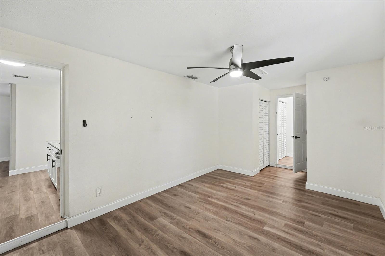 9346 89th Ave, Seminole, FL 33777
