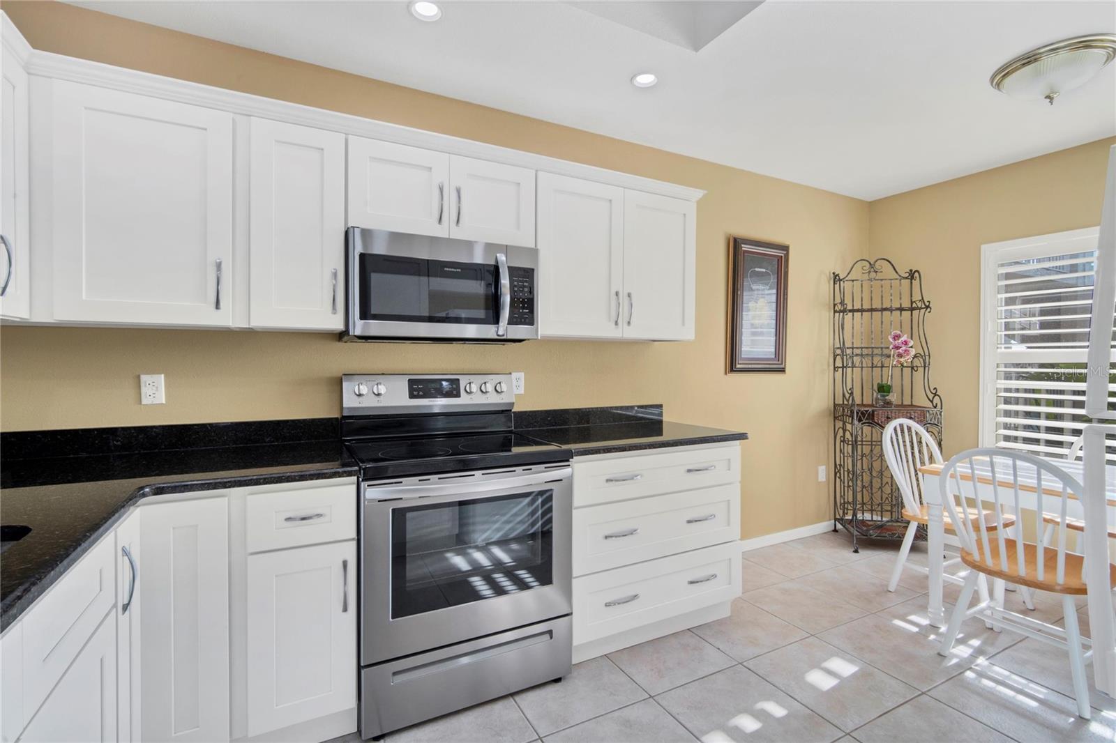 9610 Club South Unit # 4207, Sarasota, FL 34238