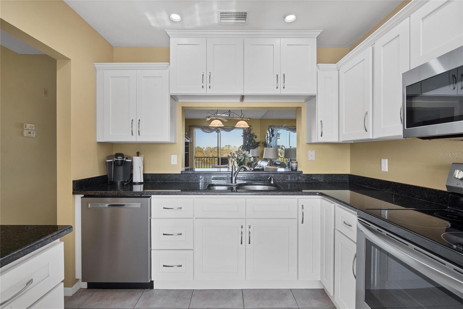 9610 Club South Unit # 4207, Sarasota, FL 34238