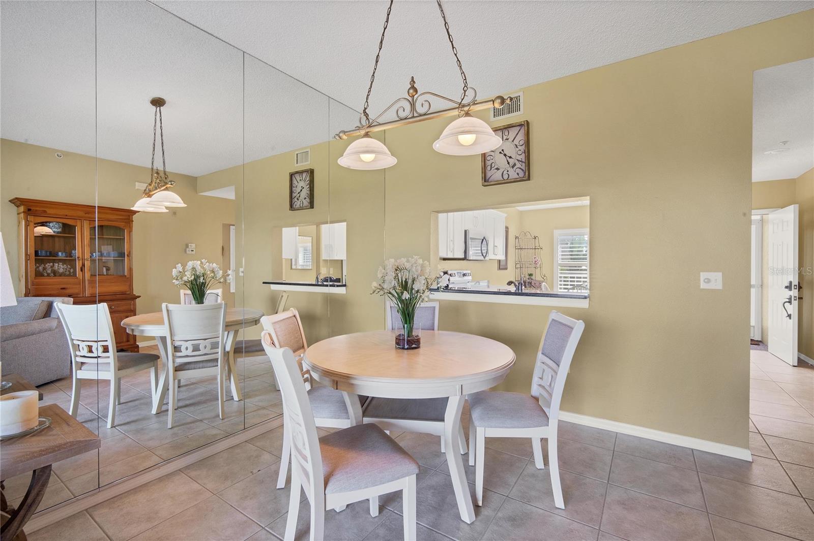 9610 Club South Unit # 4207, Sarasota, FL 34238