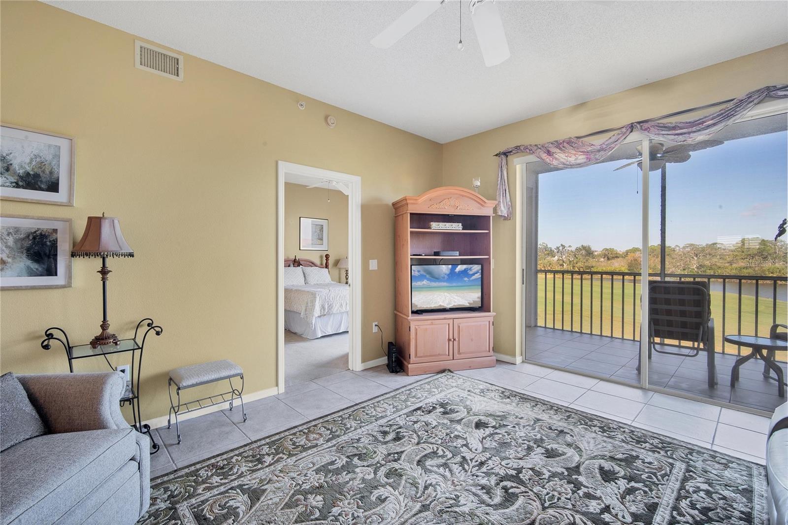9610 Club South Unit # 4207, Sarasota, FL 34238