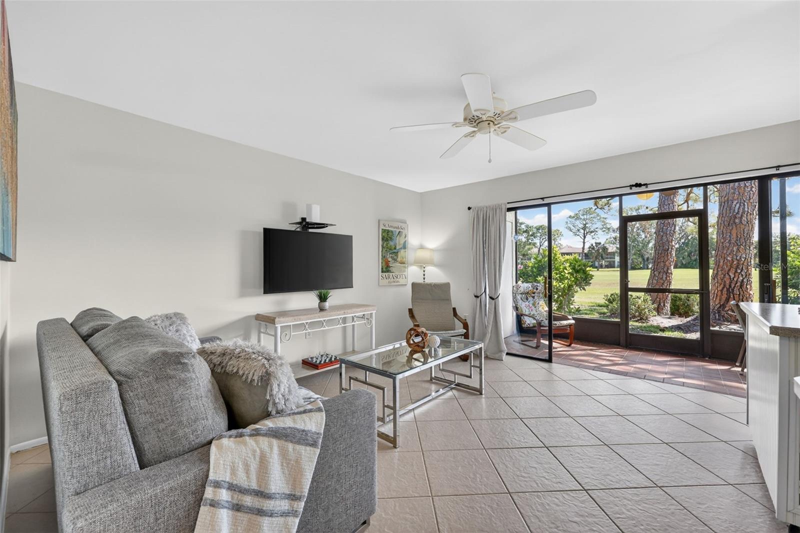 3061 Quail Unit # 35, Sarasota, FL 34235