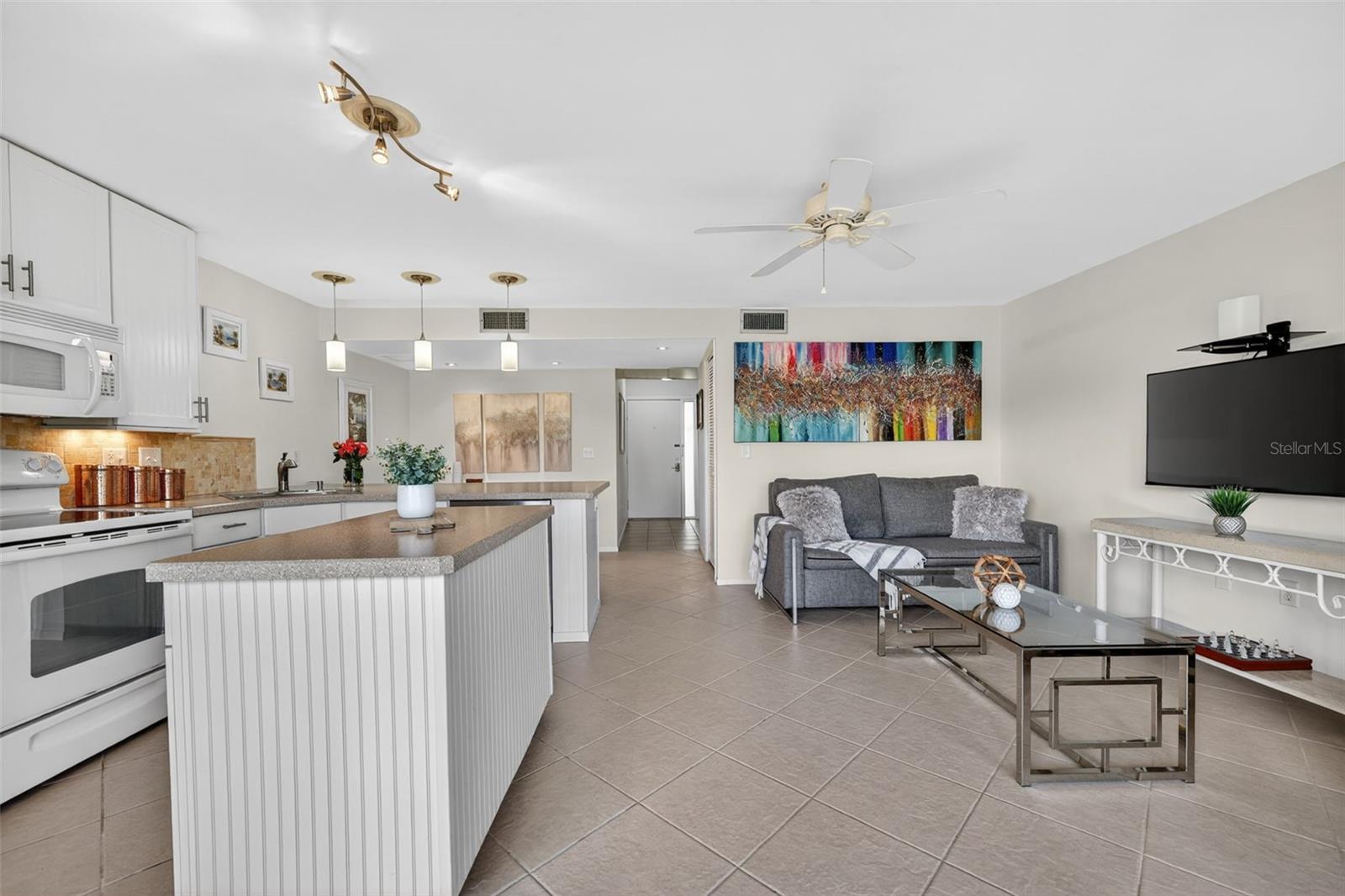 3061 Quail Unit # 35, Sarasota, FL 34235