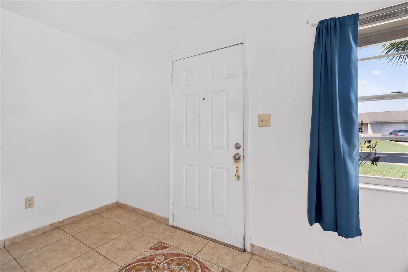 312 La Paz, Kissimmee, FL 34743