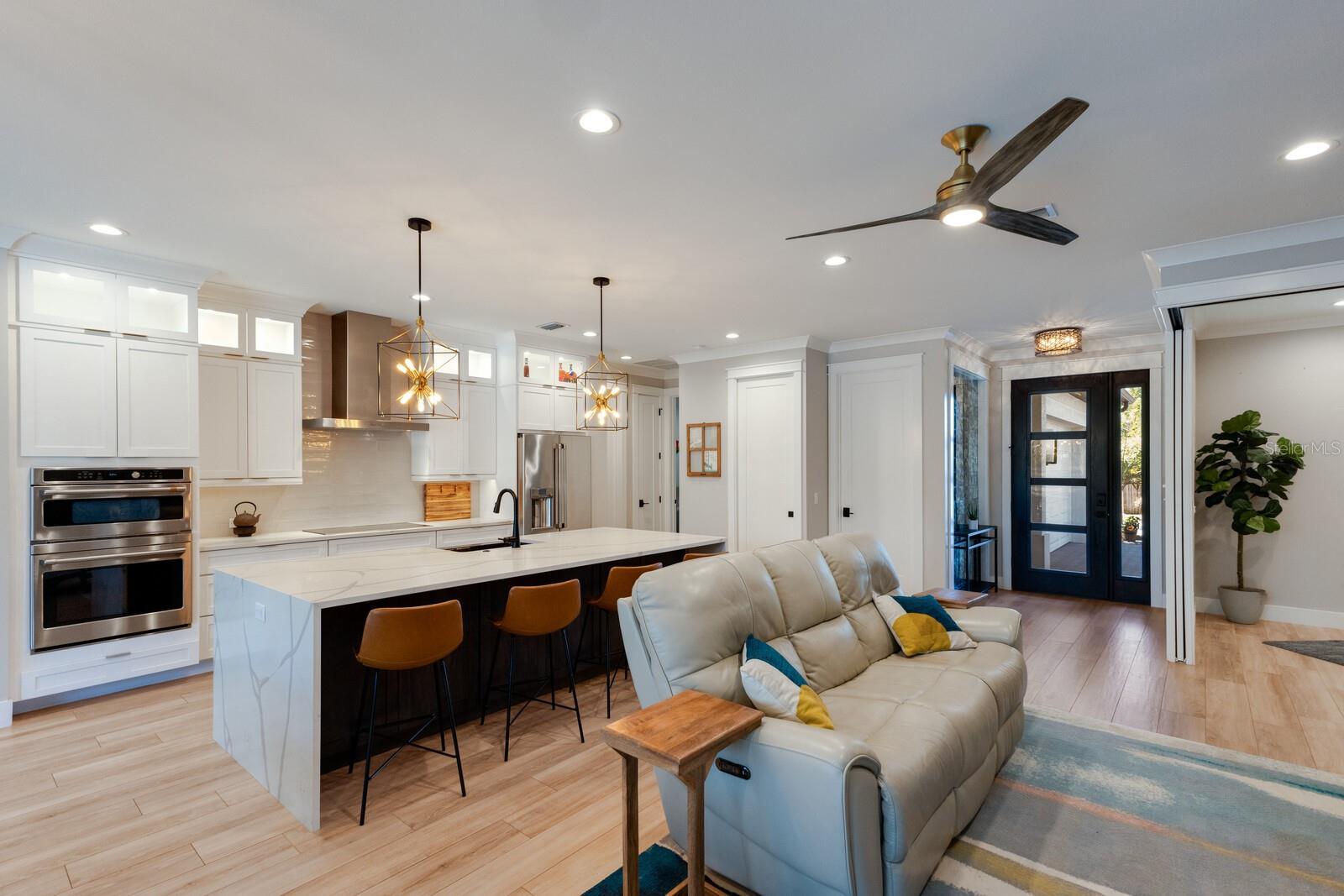 2823 Marshall, Sarasota, FL 34239