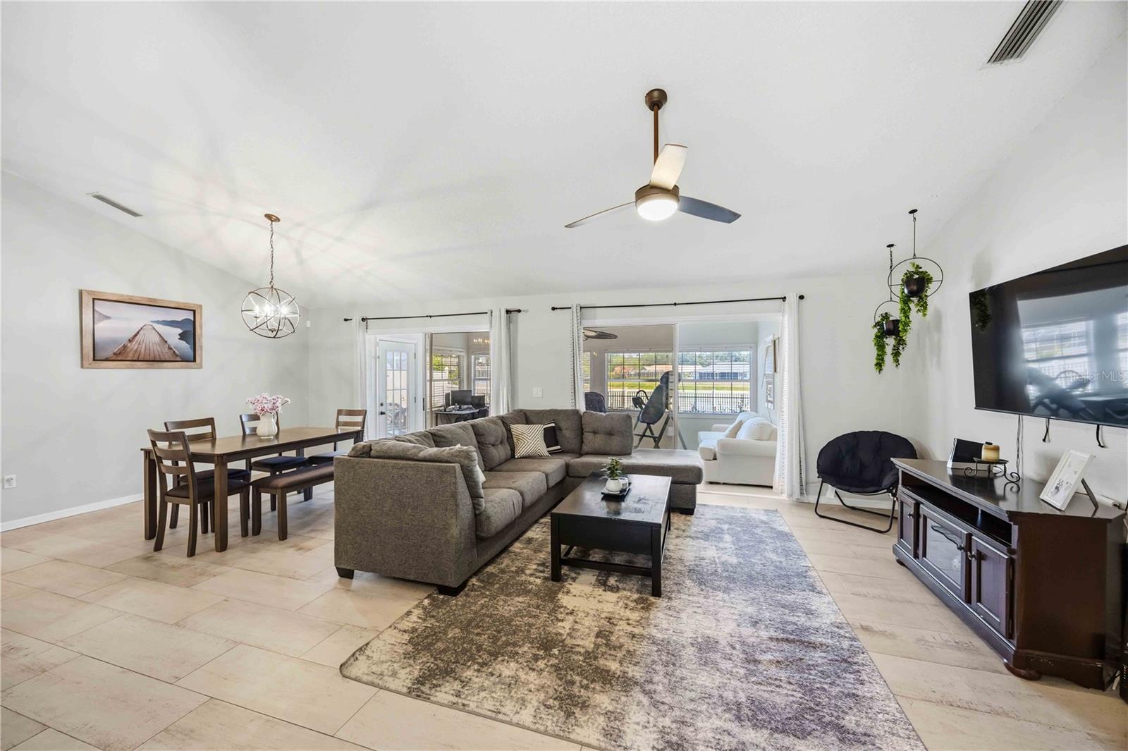 4851 Hamlets Grove, Sarasota, FL 34235