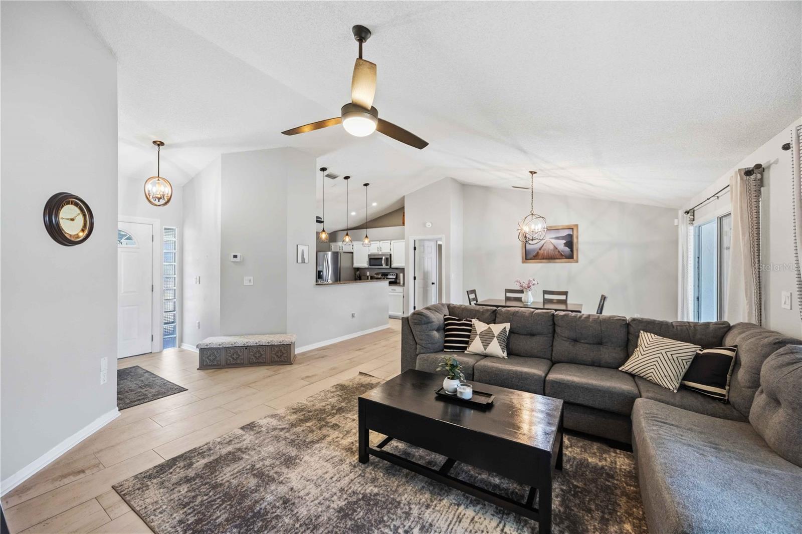 4851 Hamlets Grove, Sarasota, FL 34235