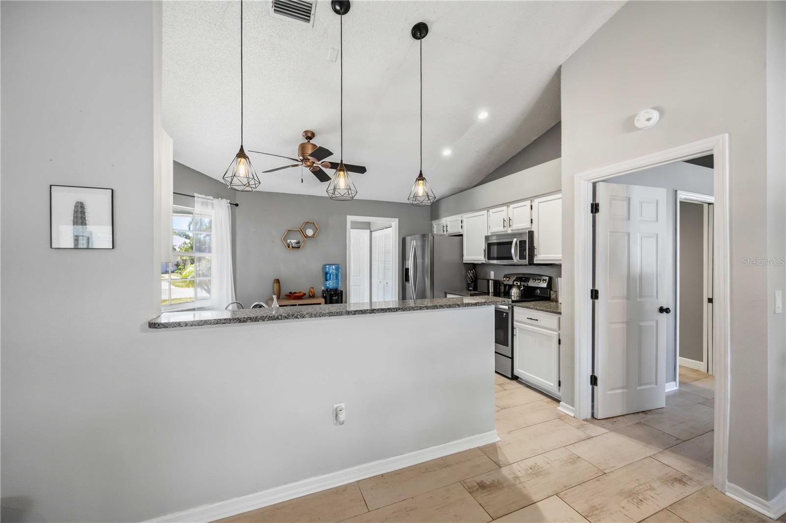 4851 Hamlets Grove, Sarasota, FL 34235