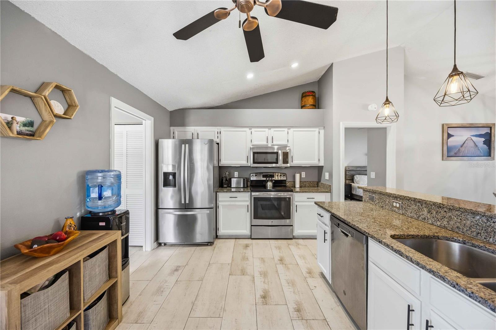 4851 Hamlets Grove, Sarasota, FL 34235