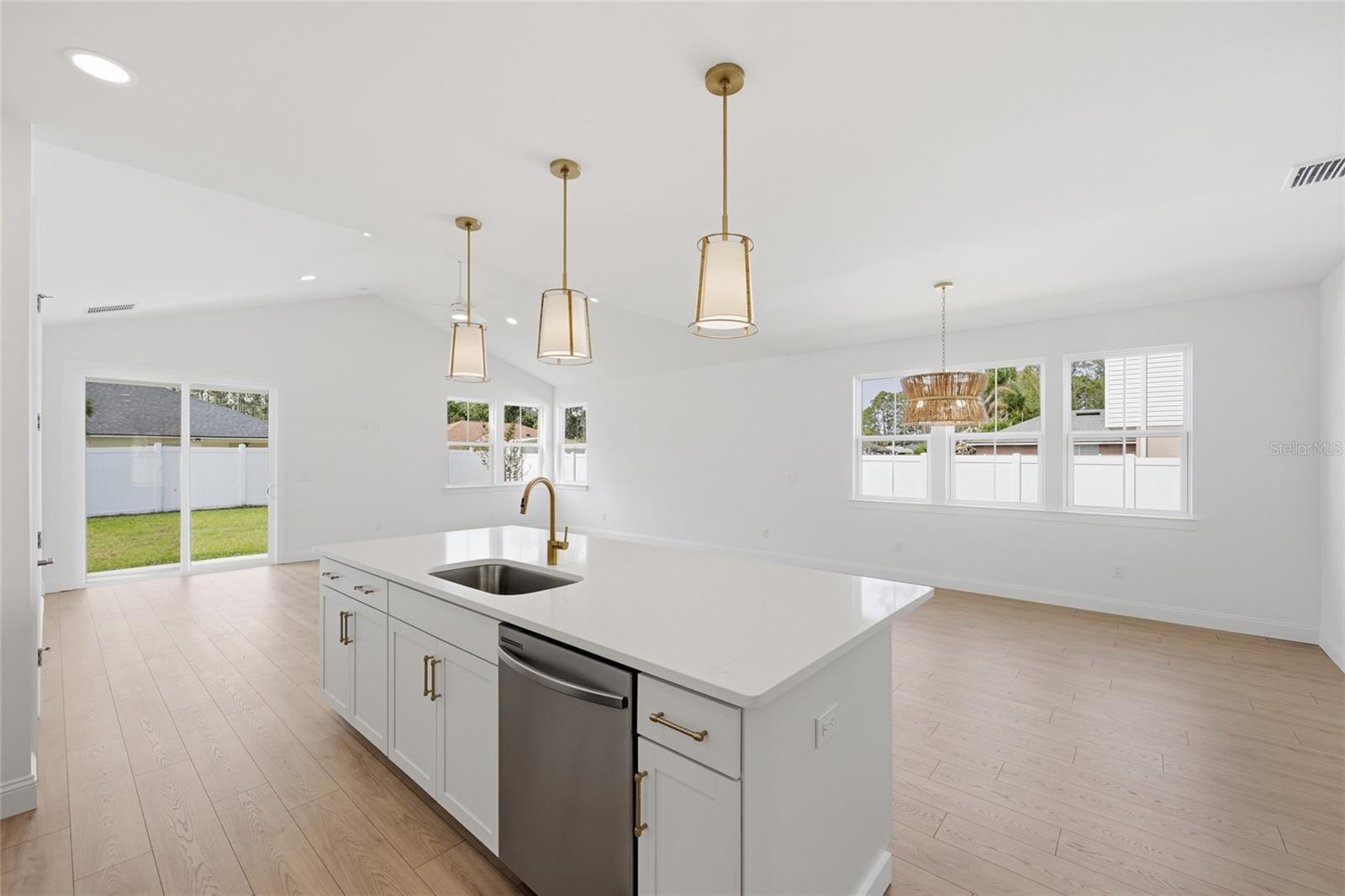 5 Reine, Palm Coast, FL 32164