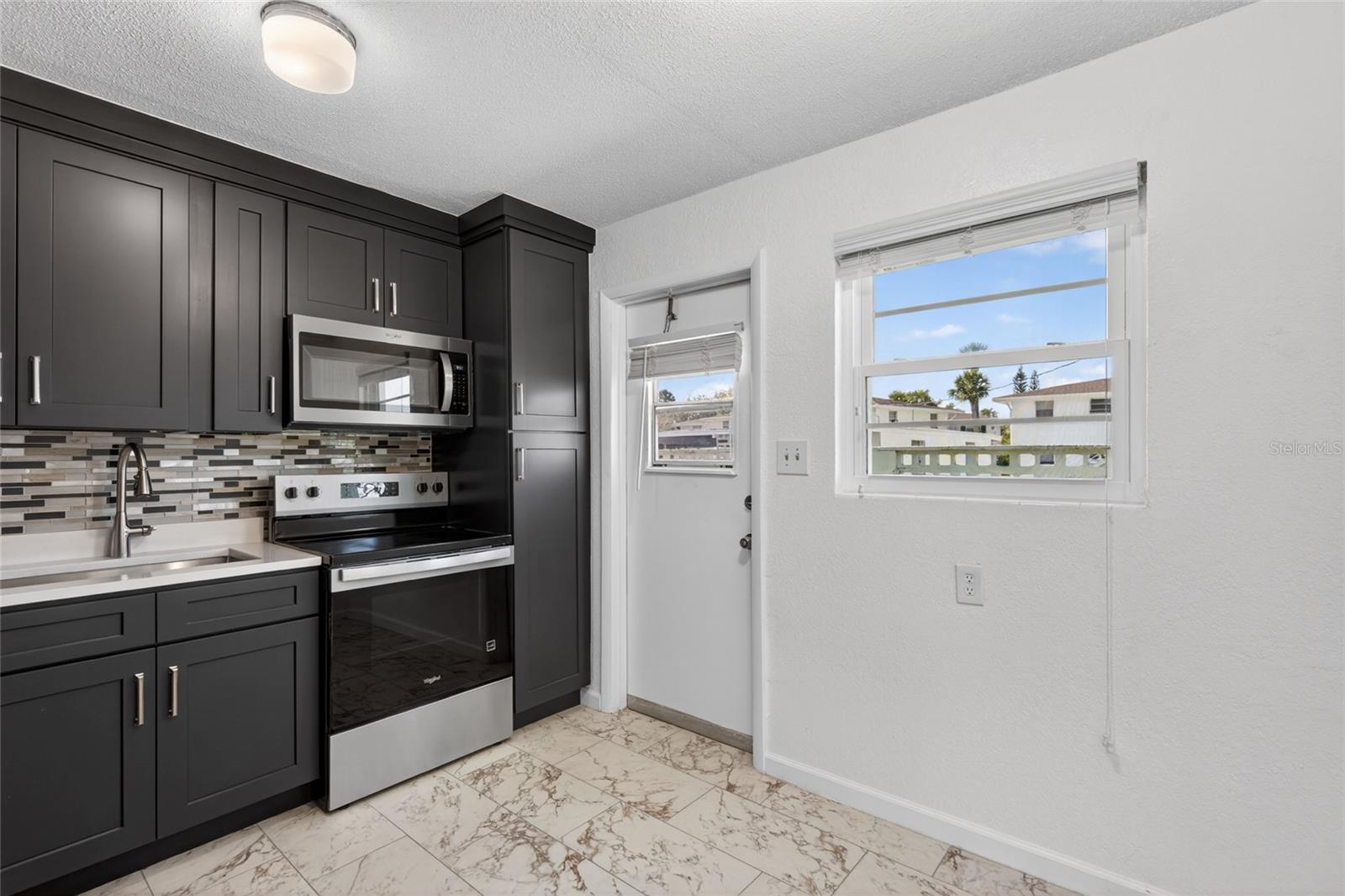 1800 Palmetto Unit 1010, South Daytona, FL 32119