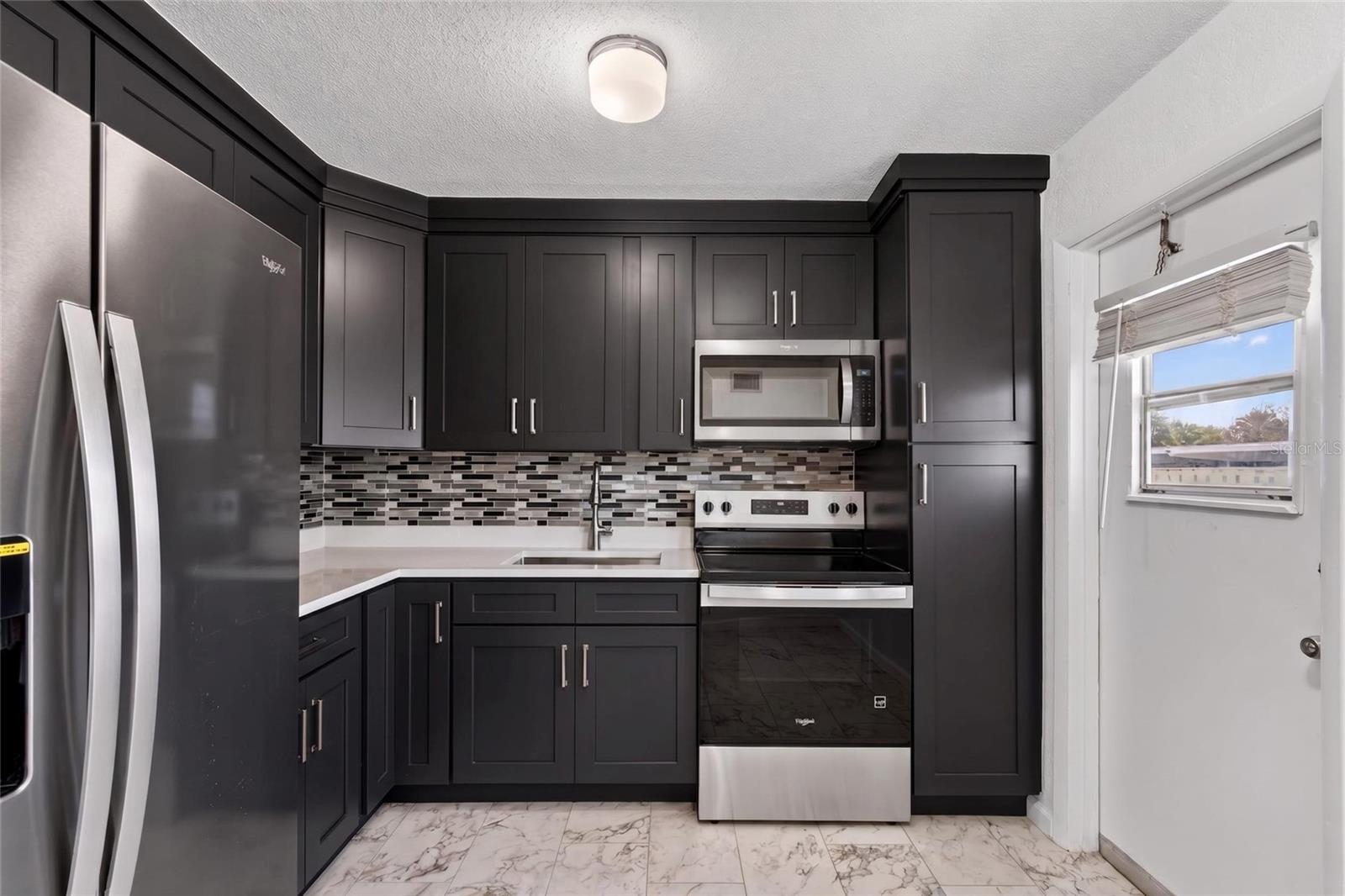 1800 Palmetto Unit 1010, South Daytona, FL 32119