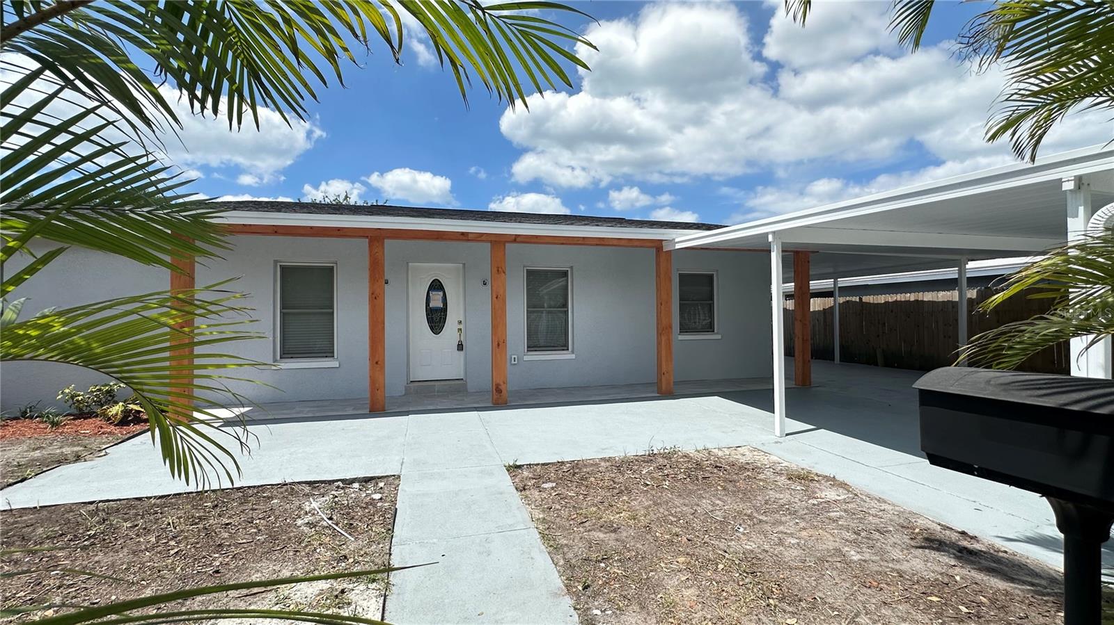 6405 Manhattan, Tampa, FL 33616