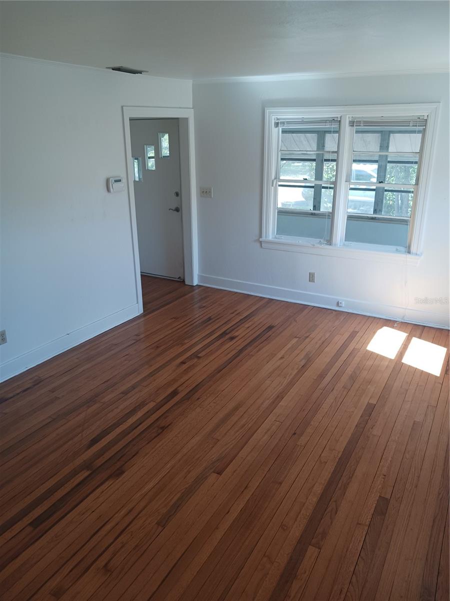 3720 4th, St Petersburg, FL 33713