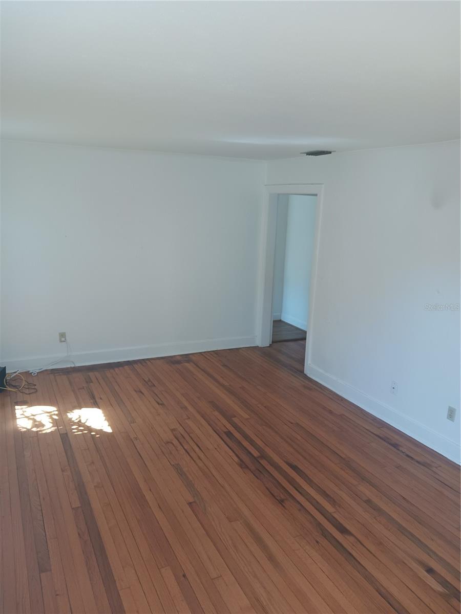 3720 4th, St Petersburg, FL 33713