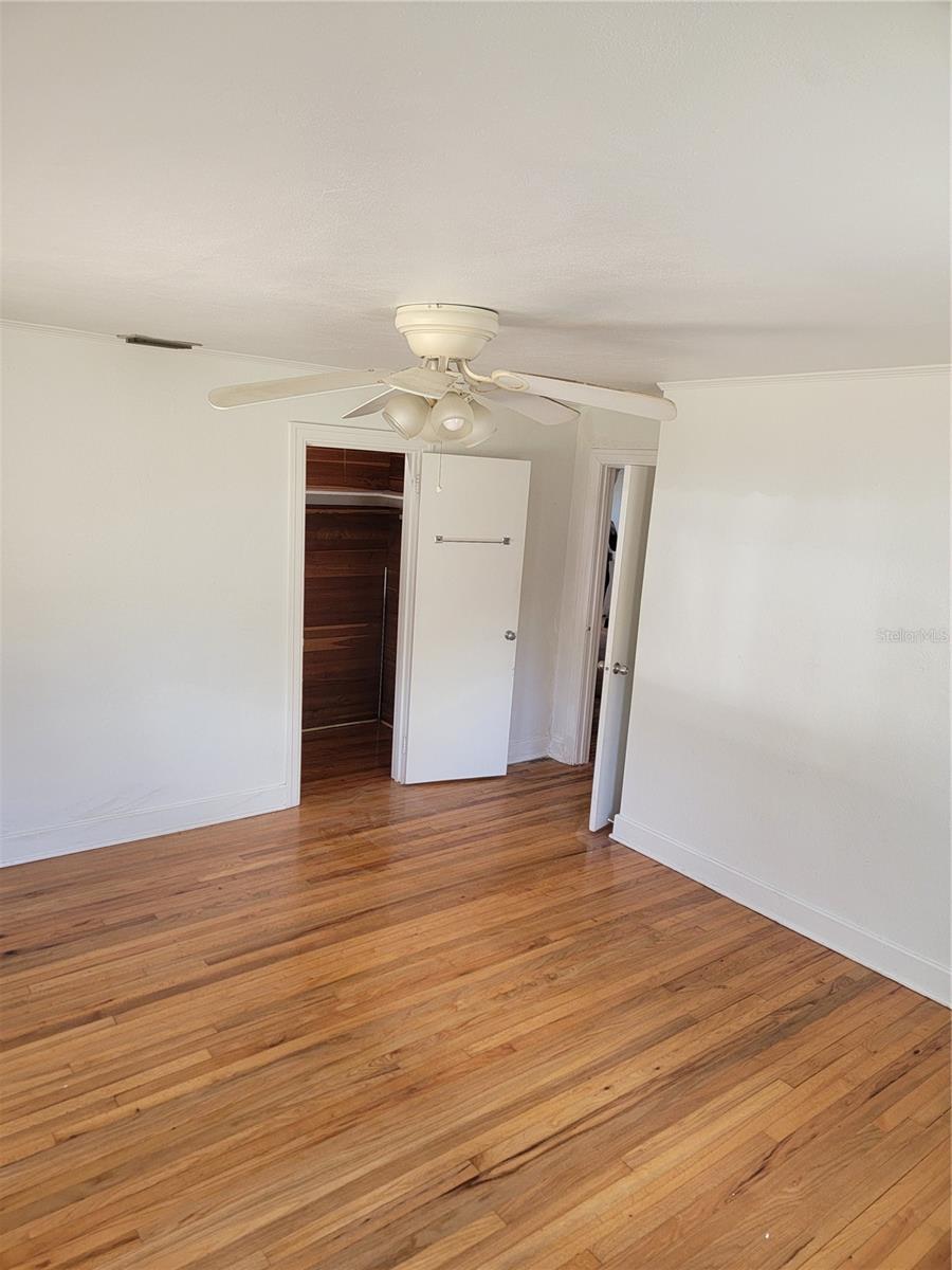 3720 4th, St Petersburg, FL 33713