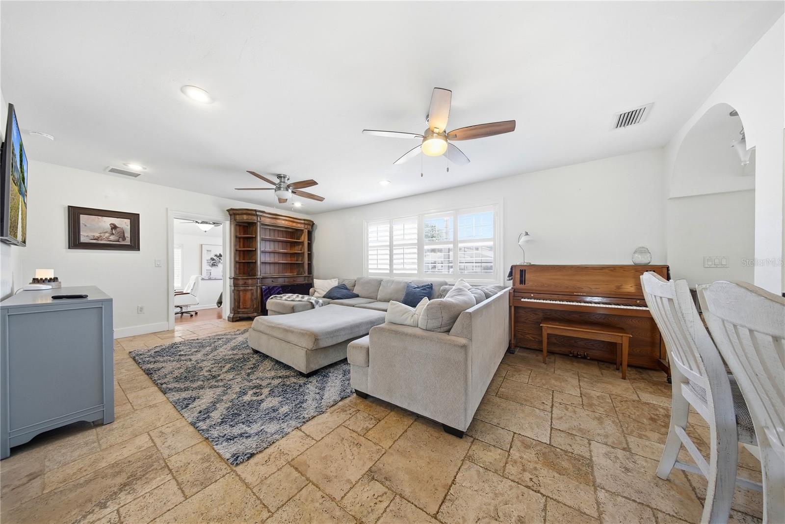 3921 Bay To Bay, Tampa, FL 33629