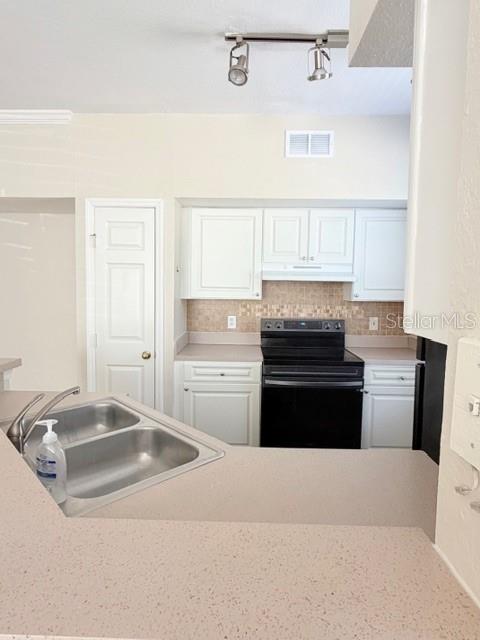 9108 Lake Chase Island Unit 9108, Tampa, FL 33626