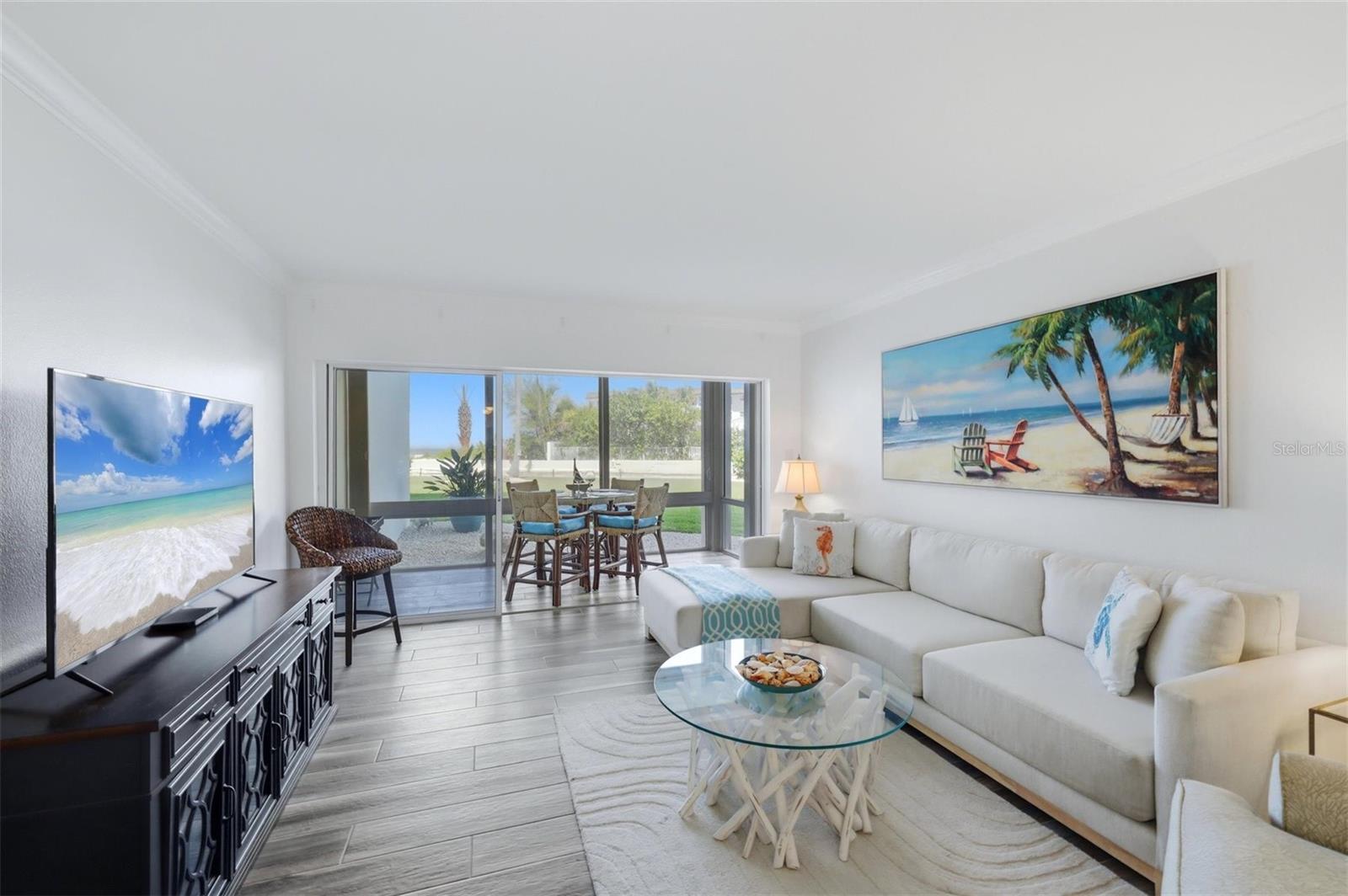 2110 Benjamin Franklin Unit 104, Sarasota, FL 34236