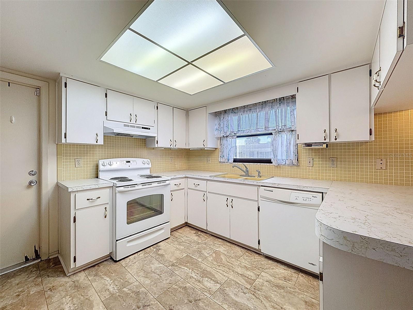 9811 Woodstock, Port Richey, FL 34668