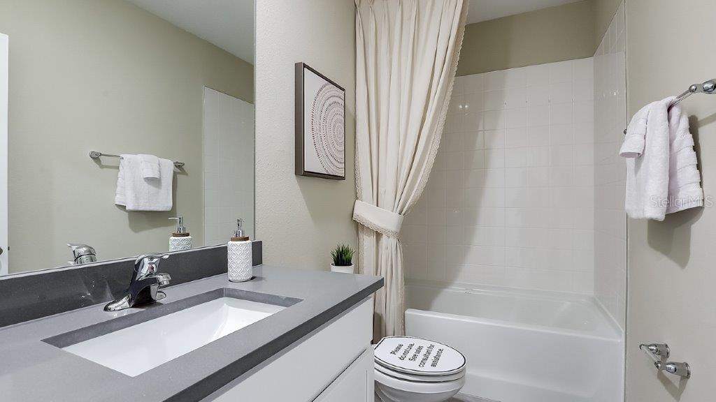 32559 Midsummer Night, Wesley Chapel, FL 33543