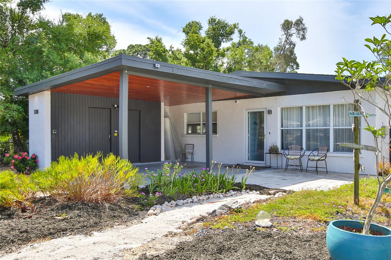 1138 47th, Sarasota, FL 34234