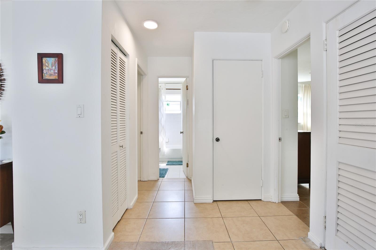 1138 47th, Sarasota, FL 34234