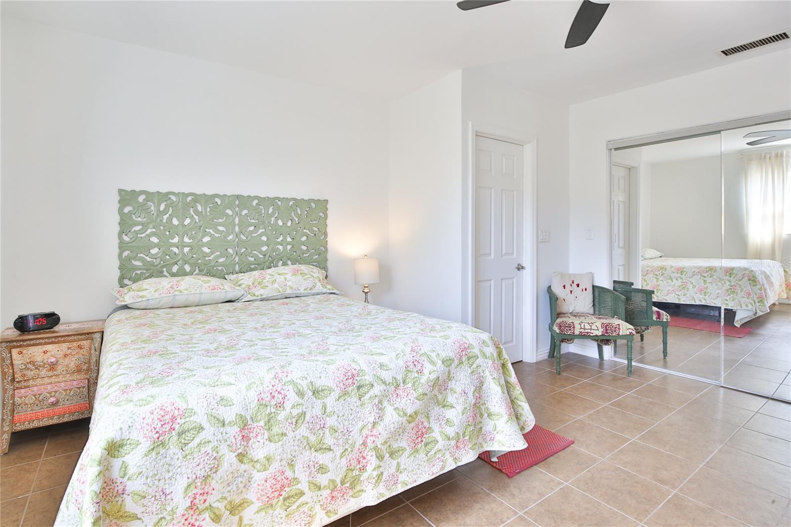1138 47th, Sarasota, FL 34234