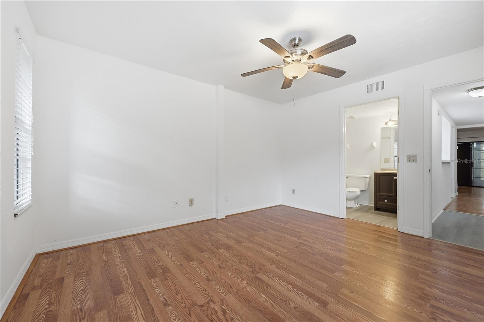 852 58th, Gainesville, FL 32607