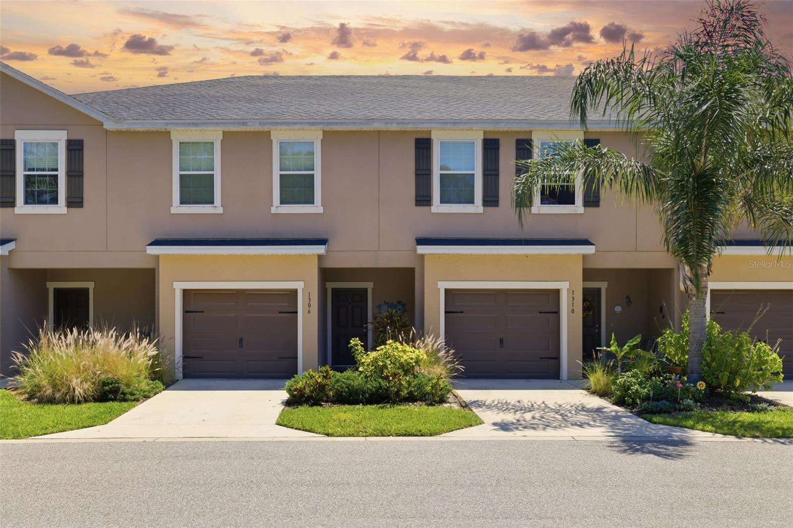 1306 Grantham, Sarasota, FL 34234