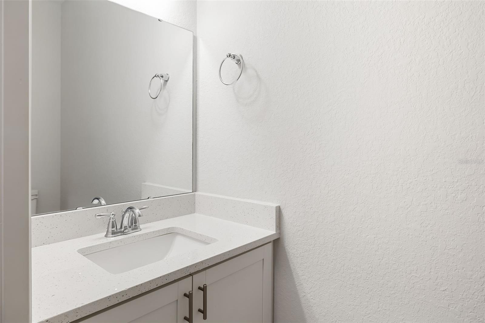 1306 Grantham, Sarasota, FL 34234