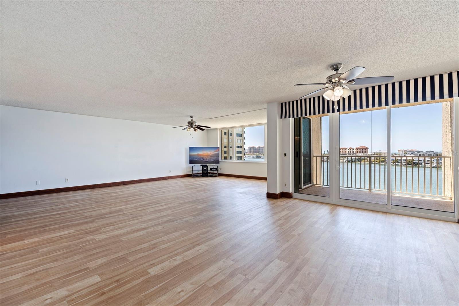 736 Island Unit 504, Clearwater Beach, FL 33767