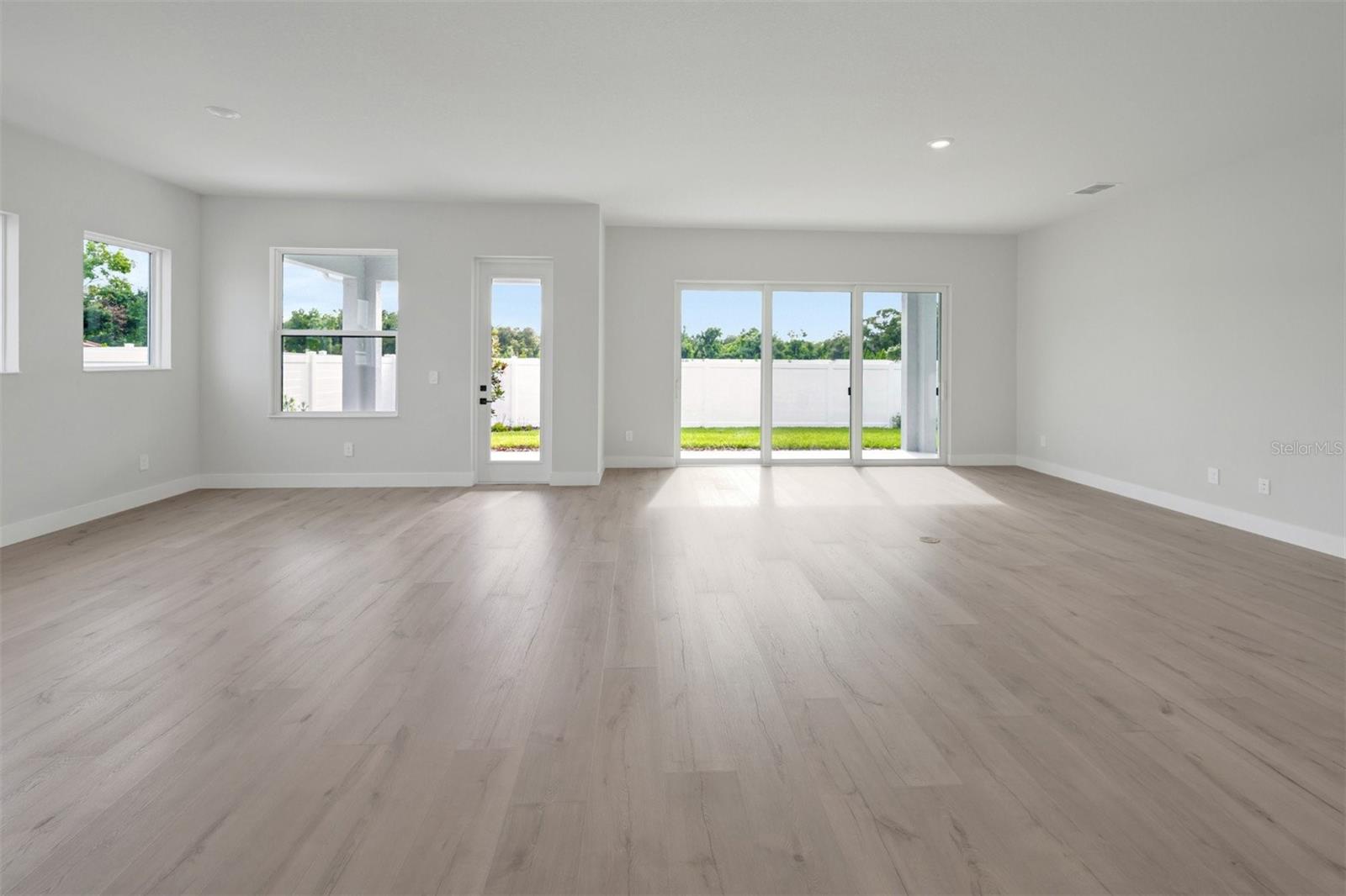 6823 Heron Meadow, Sarasota, FL 34241