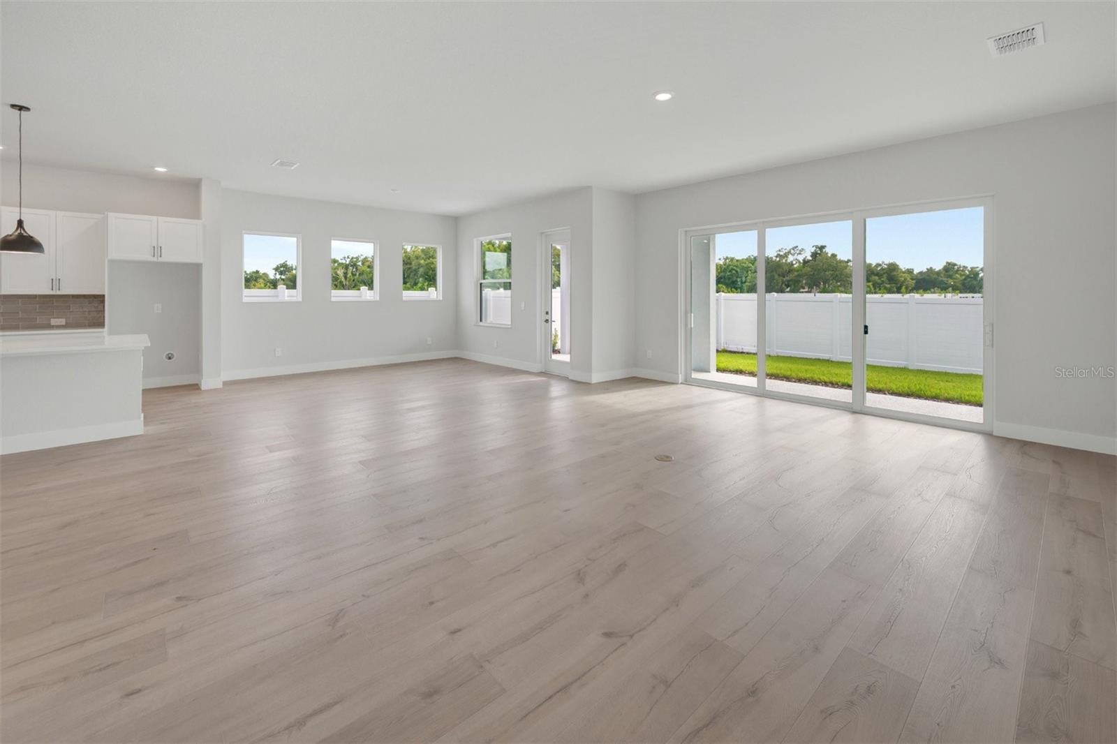 6823 Heron Meadow, Sarasota, FL 34241
