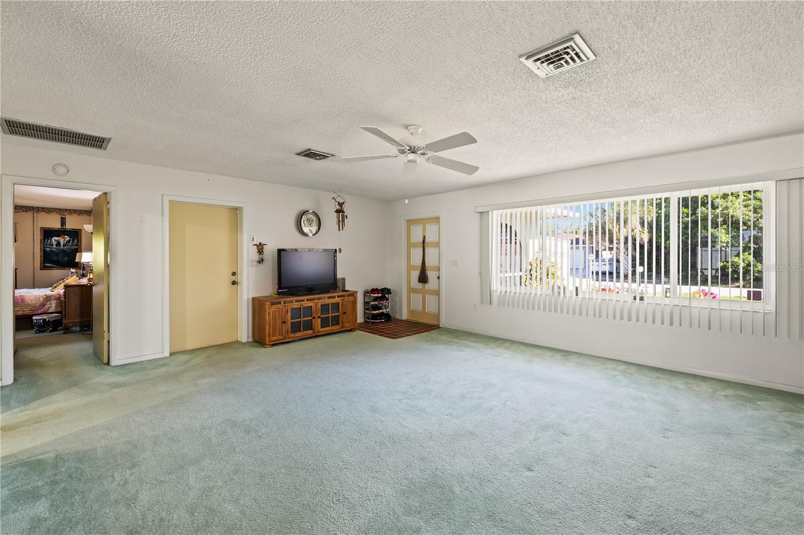 22158 Riverhead, Port Charlotte, FL 33952