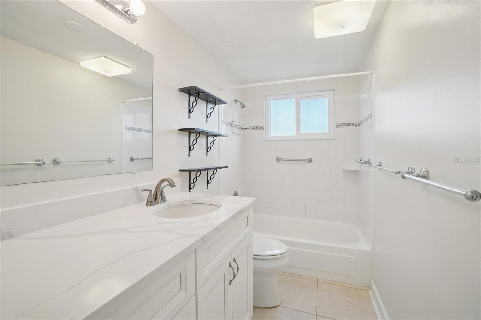 1847 Shore Unit 117, South Pasadena, FL 33707