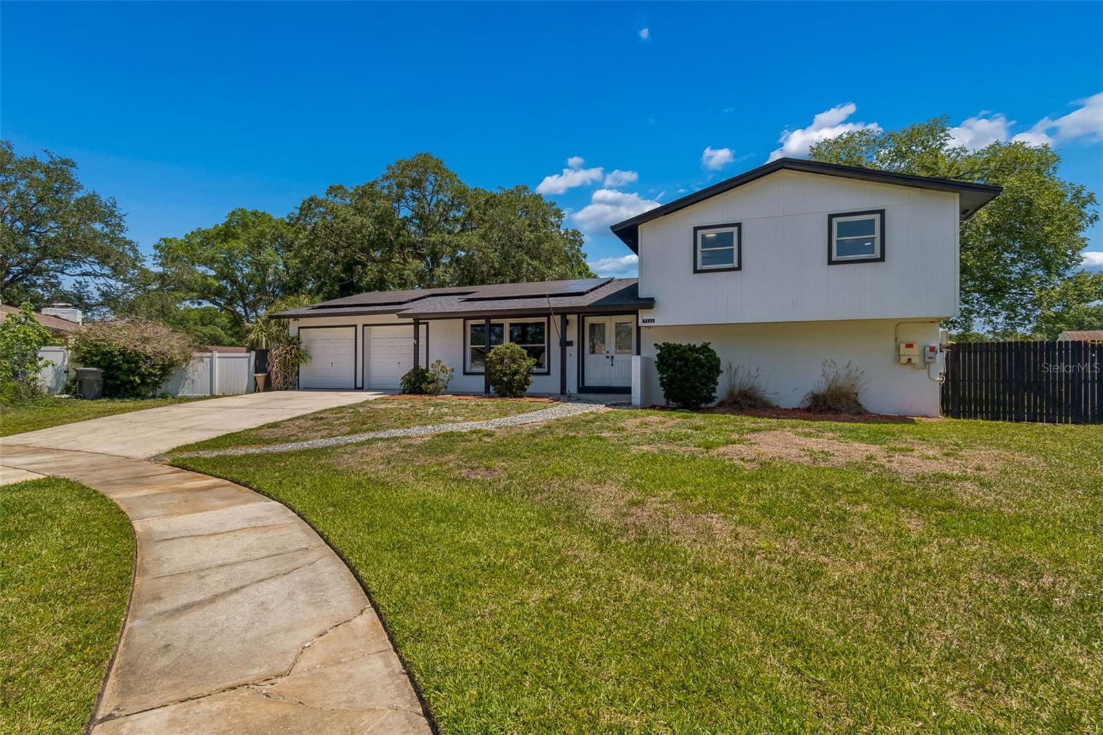 7111 Gateway, Tampa, FL 33615