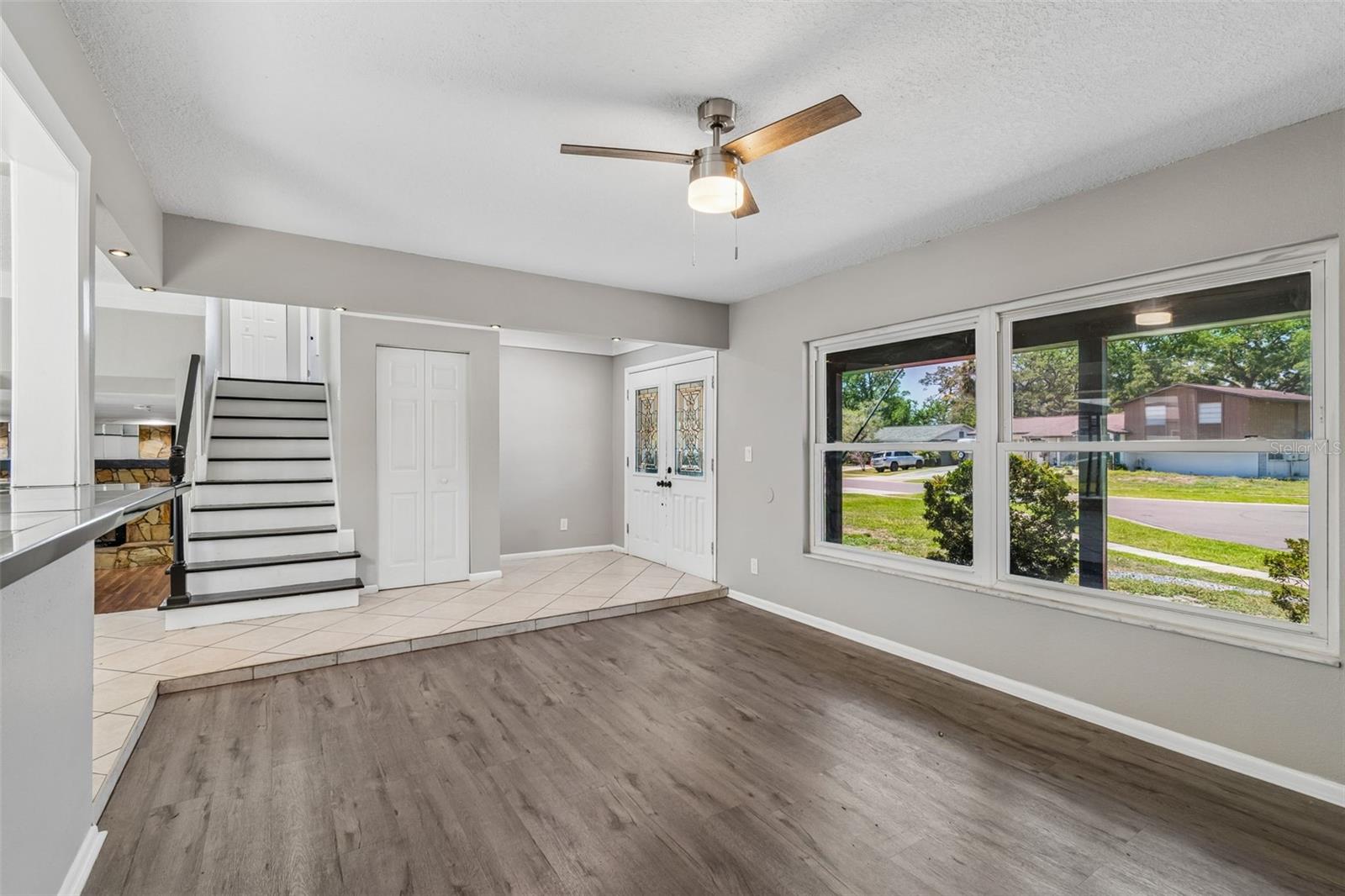 7111 Gateway, Tampa, FL 33615