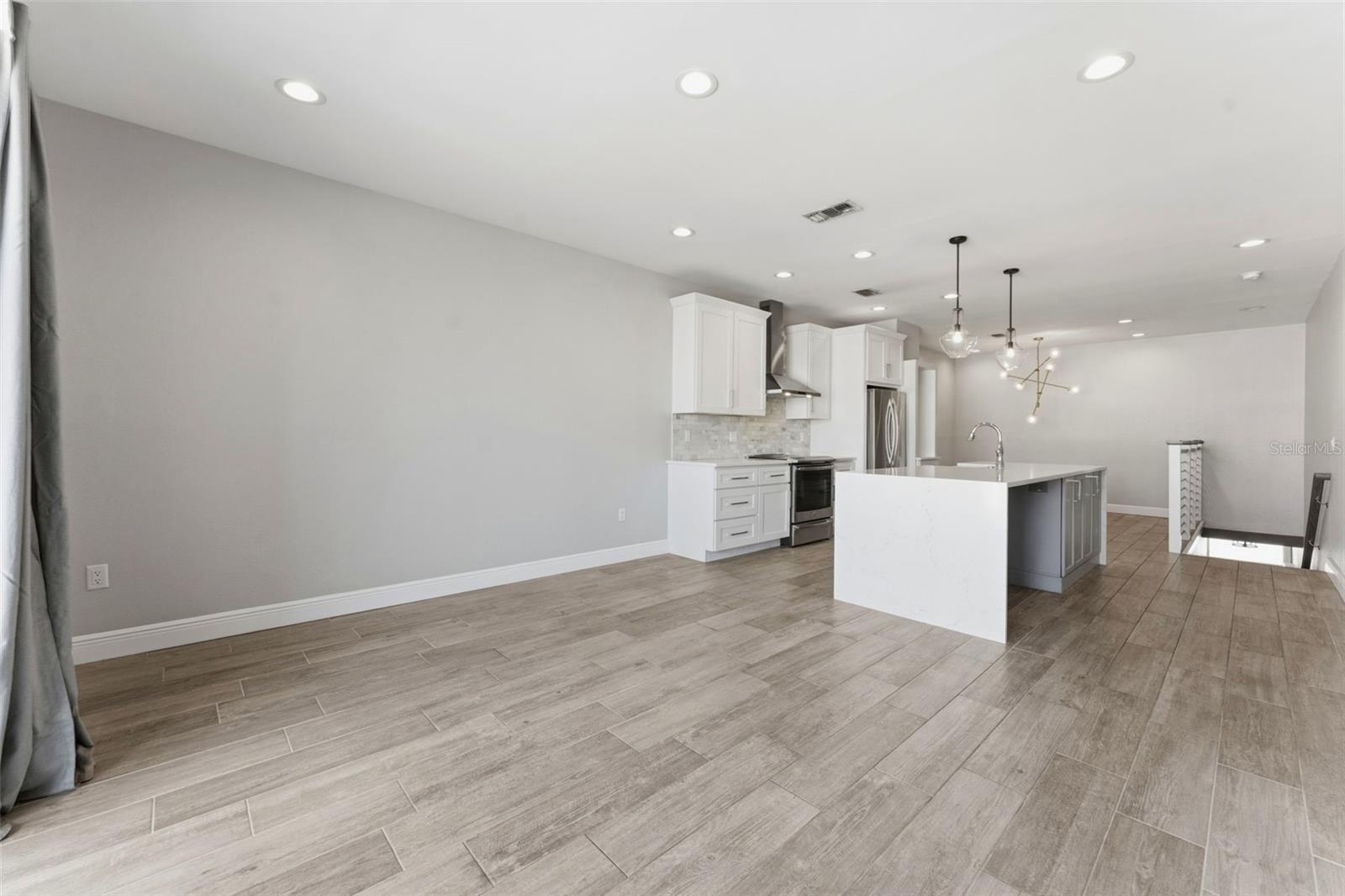 1022 Normandy Trace, Tampa, FL 33602