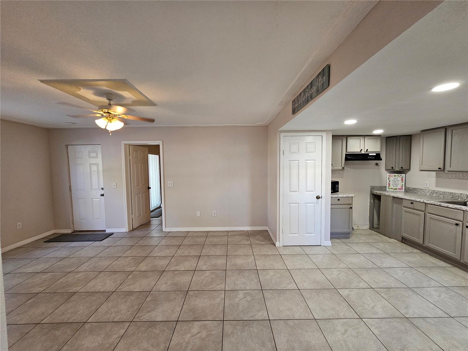 8200 Fairways Unit B102, Ocala, FL 34472