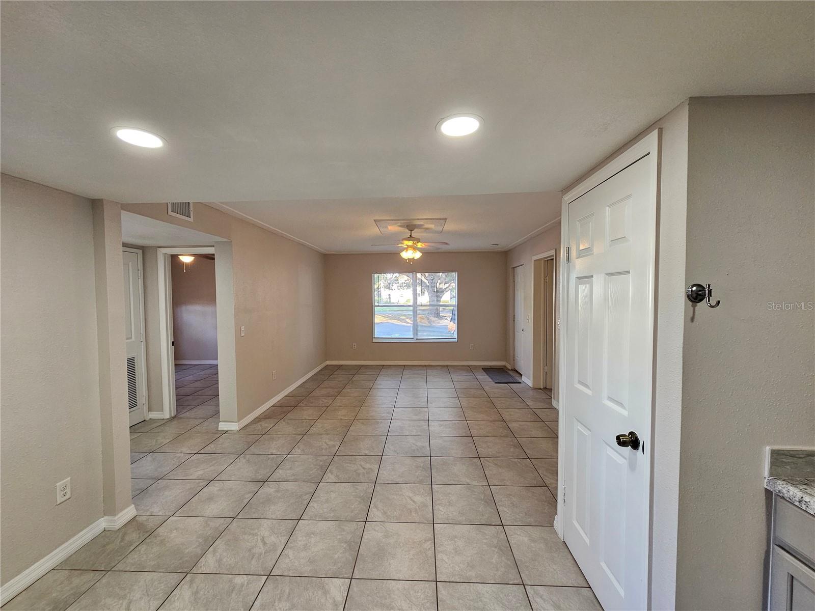 8200 Fairways Unit B102, Ocala, FL 34472