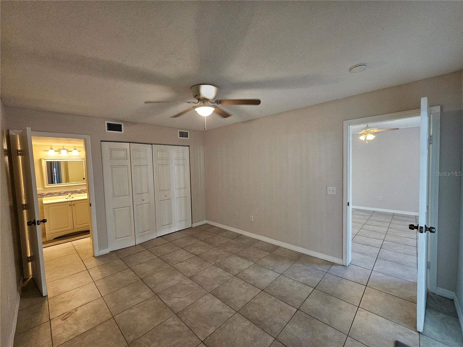 8200 Fairways Unit B102, Ocala, FL 34472