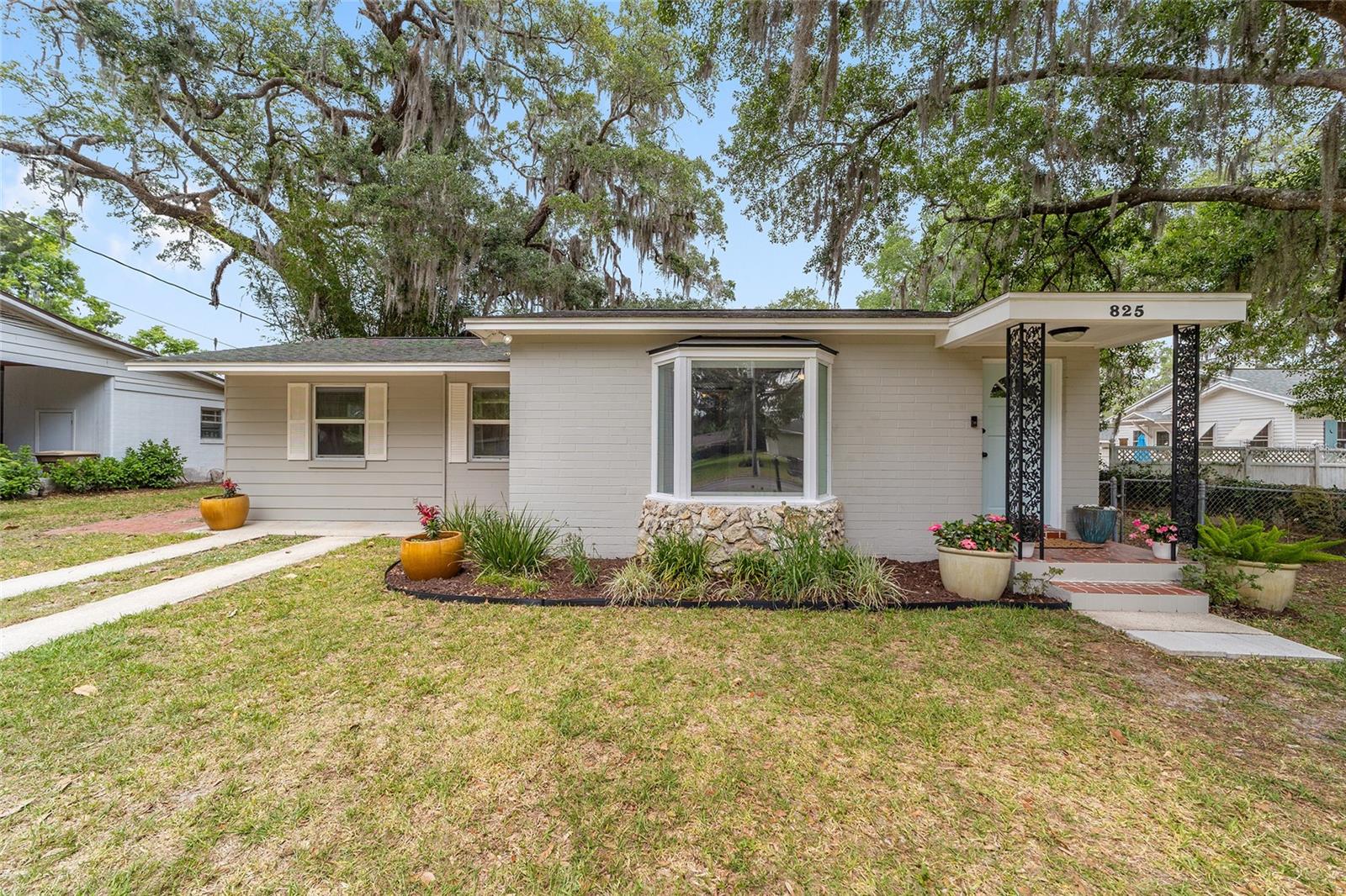 825 13th, Ocala, FL 34471