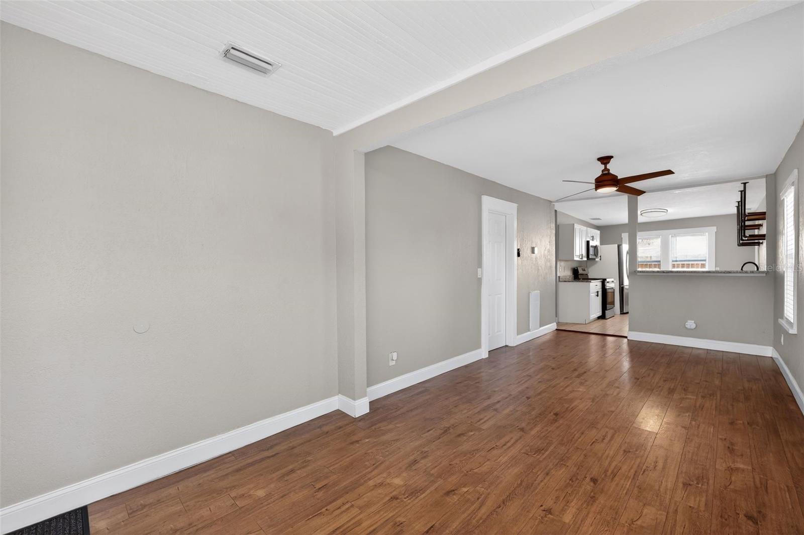3250 Prescott, St Petersburg, FL 33713