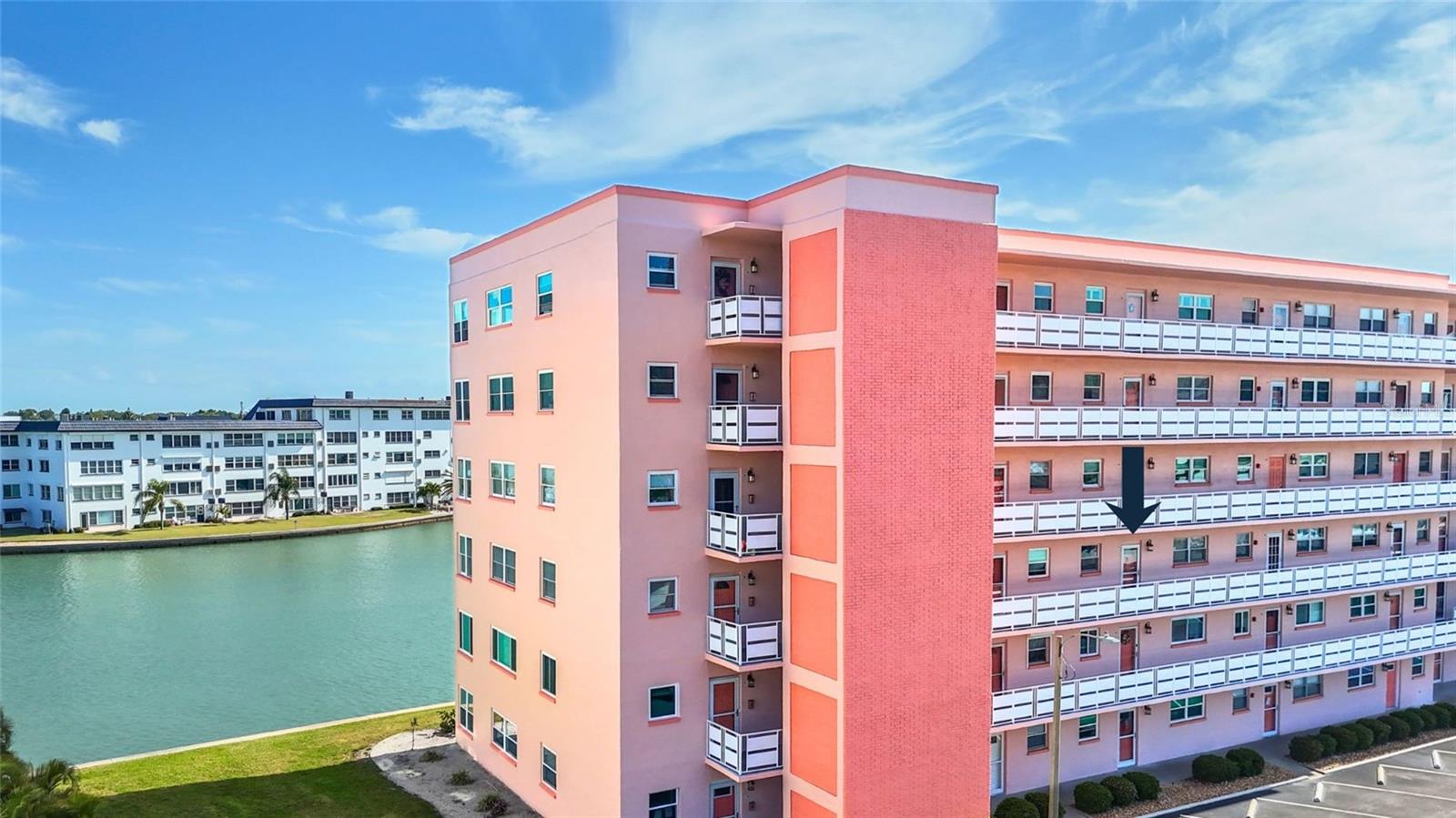 6025 Shore Unit 303, Gulfport, FL 33707