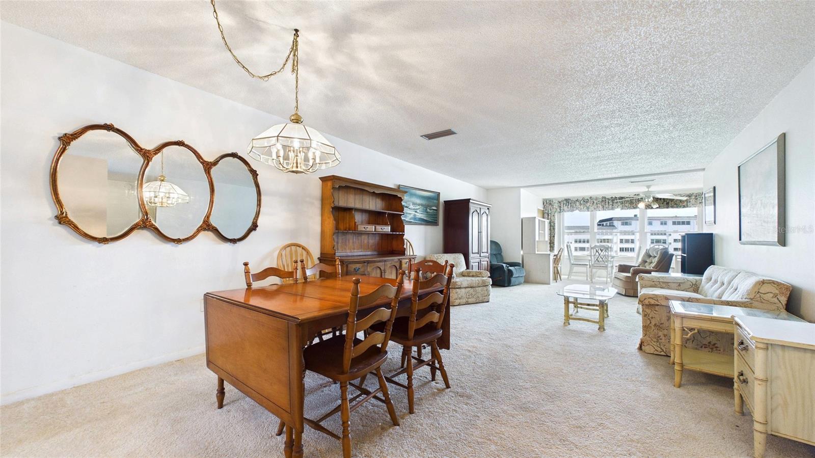 6025 Shore Unit 303, Gulfport, FL 33707