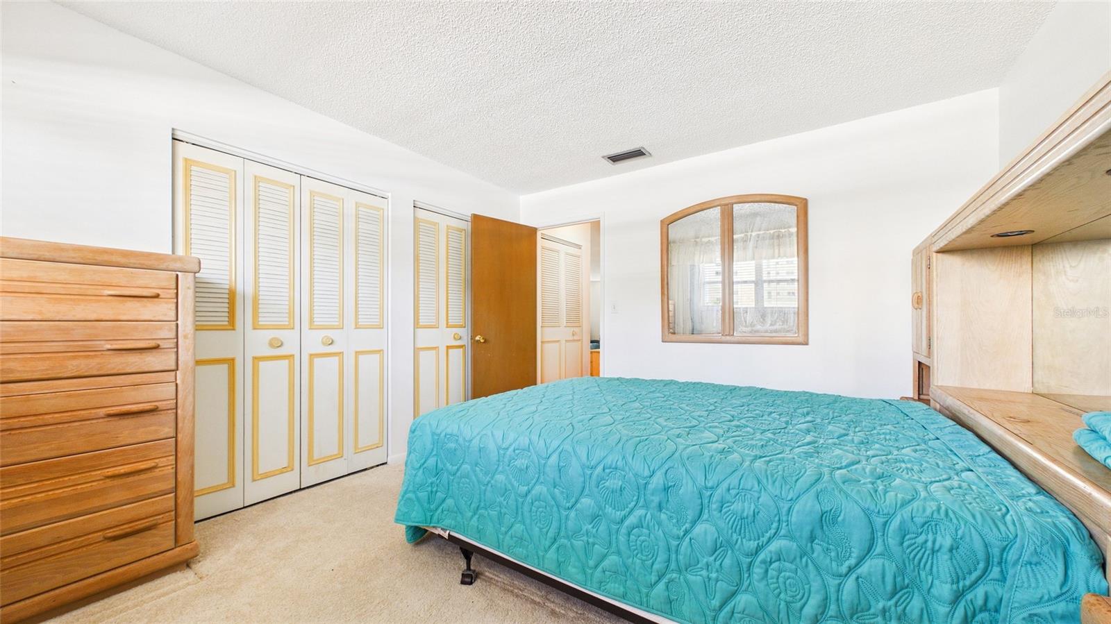 6025 Shore Unit 303, Gulfport, FL 33707